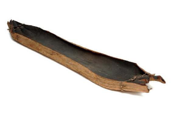 Nuwi (Bark Canoe), housed in the Australian Museum.